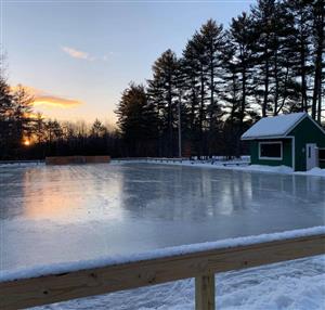 Ice rink and warming hut