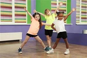 3 young girls posing